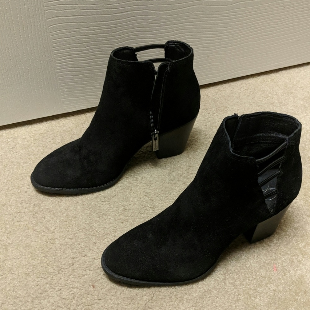 Jessica Simpson wedges